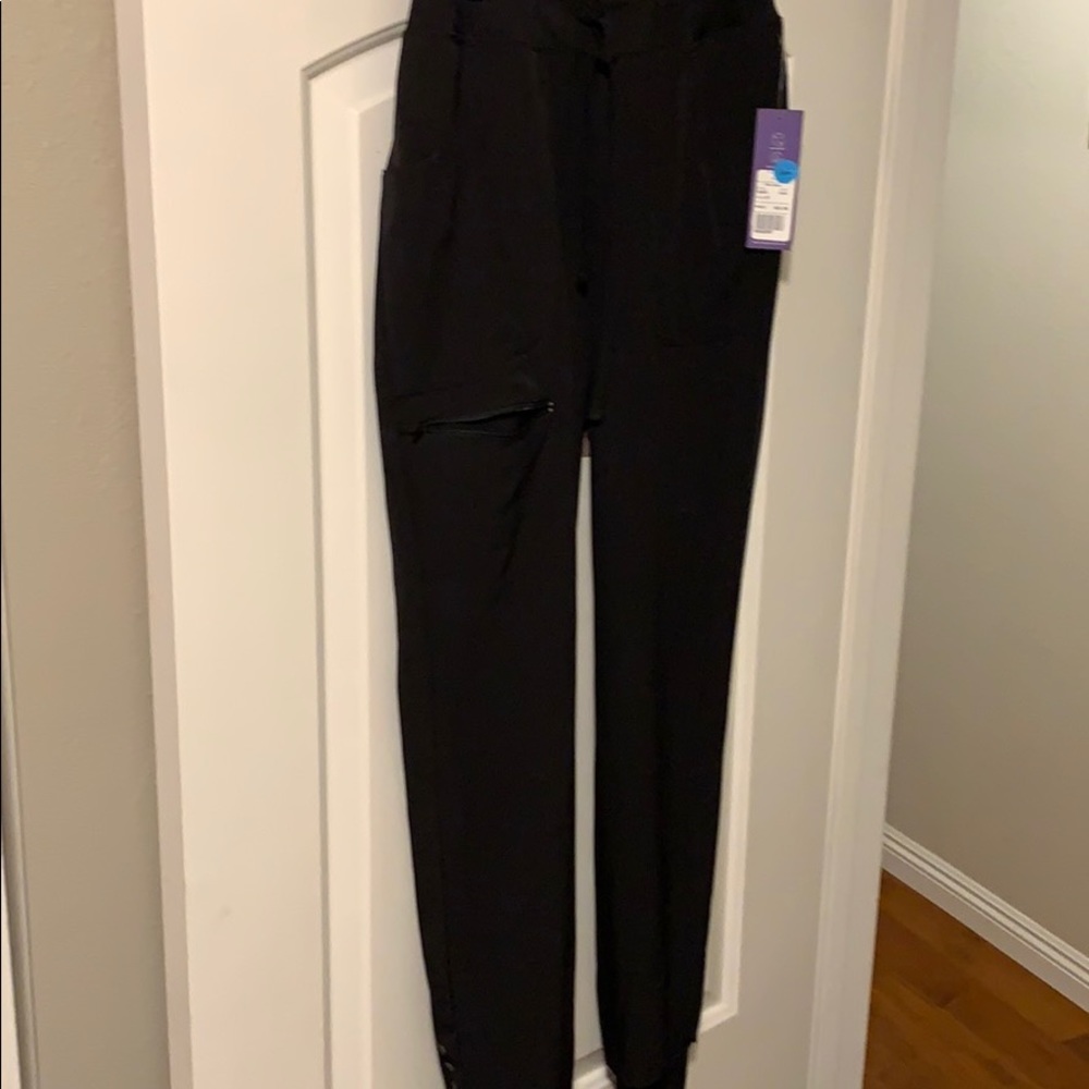 NWT Heart and soul women’s scrub pant